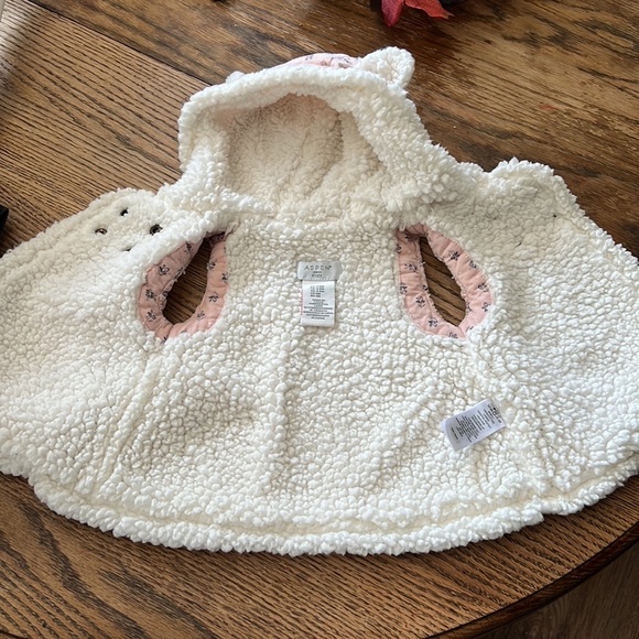 Baby Girls Aspen Kids Warm Vest - Picture 6 of 13